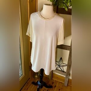 💥Lysse New York Split Hem Tunic Top💥 NWT